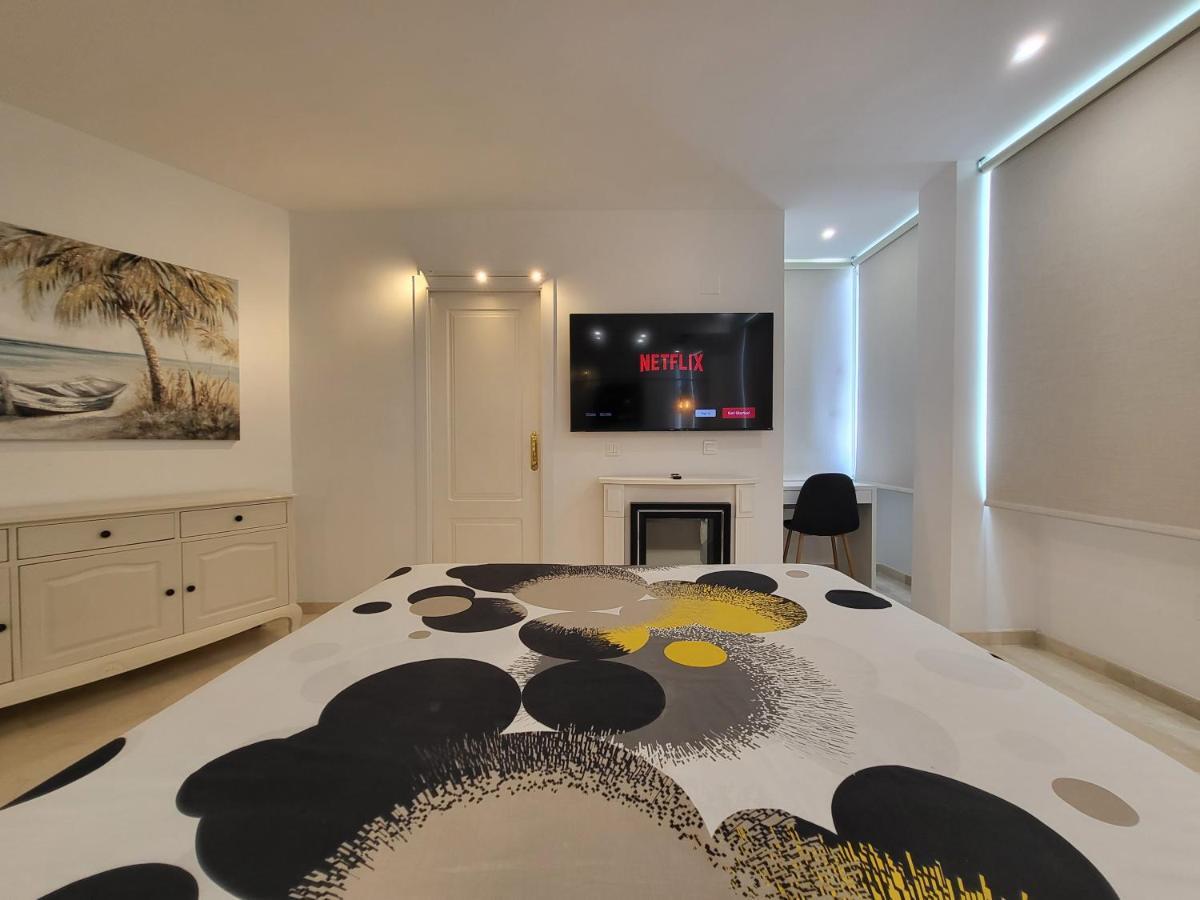 Marbella Edificio Puerto Azul Lägenhet Exteriör bild